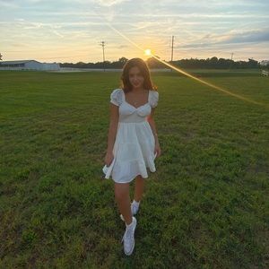 Meet your Posher, Marcela